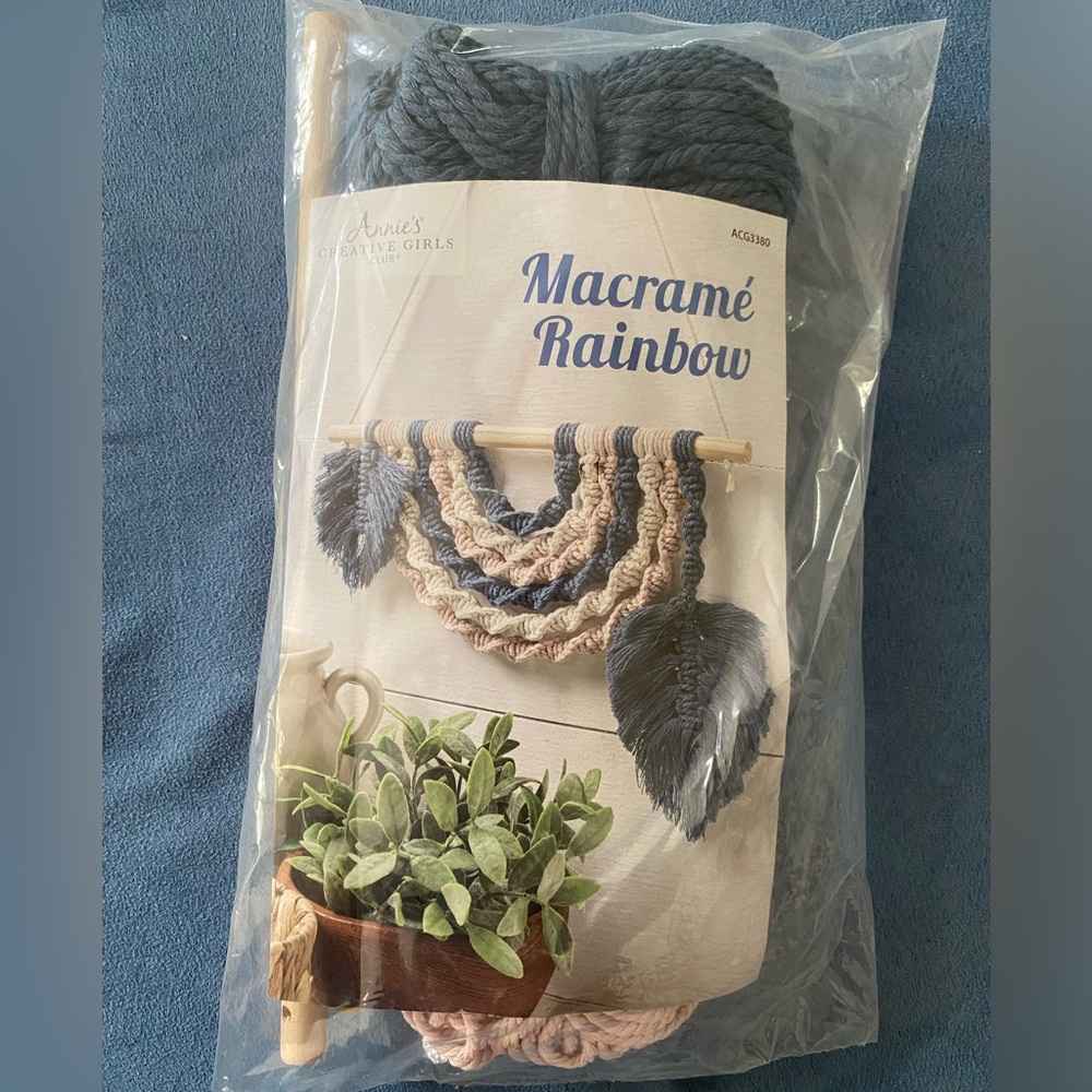 ⭐️HP⭐️🆕Macramé Rainbow kit